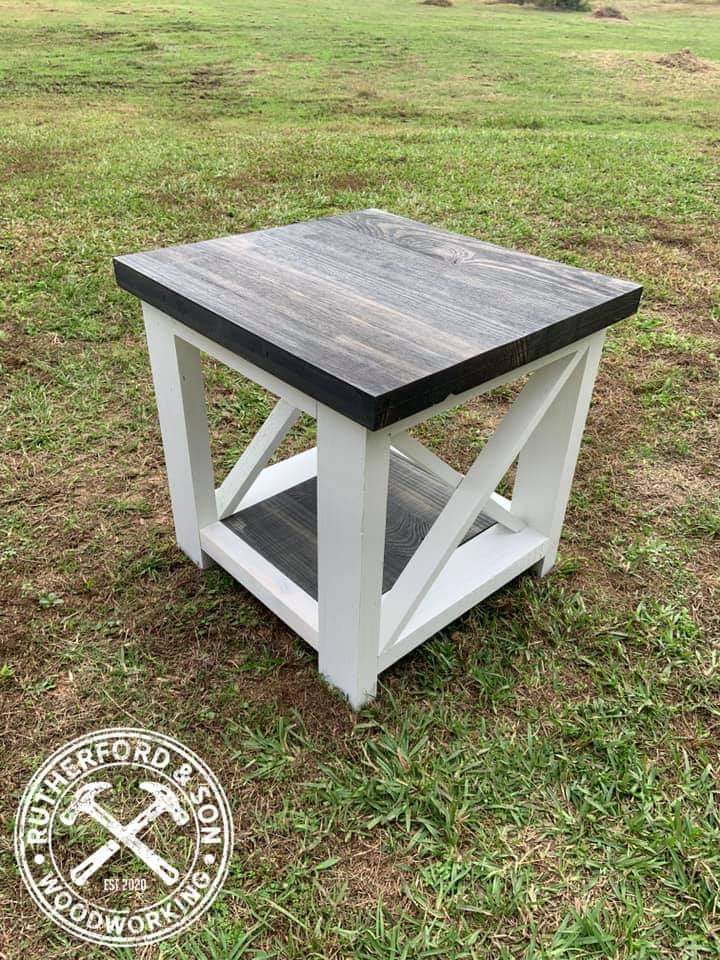 Small Town Farmhouse Coffee Table Set