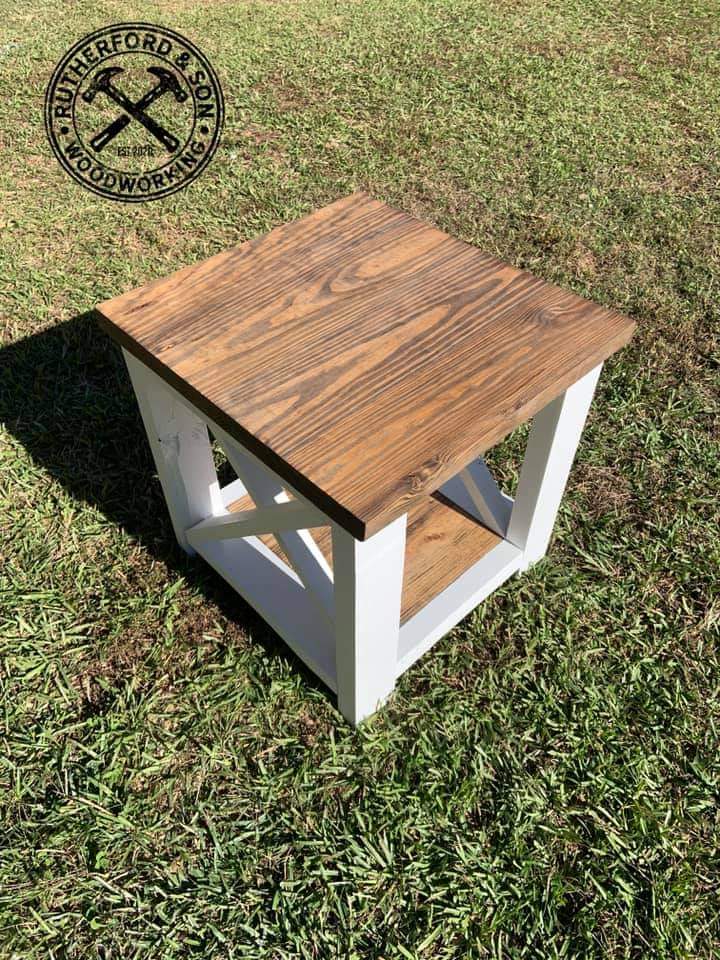 Small Town Farmhouse Coffee Table Set