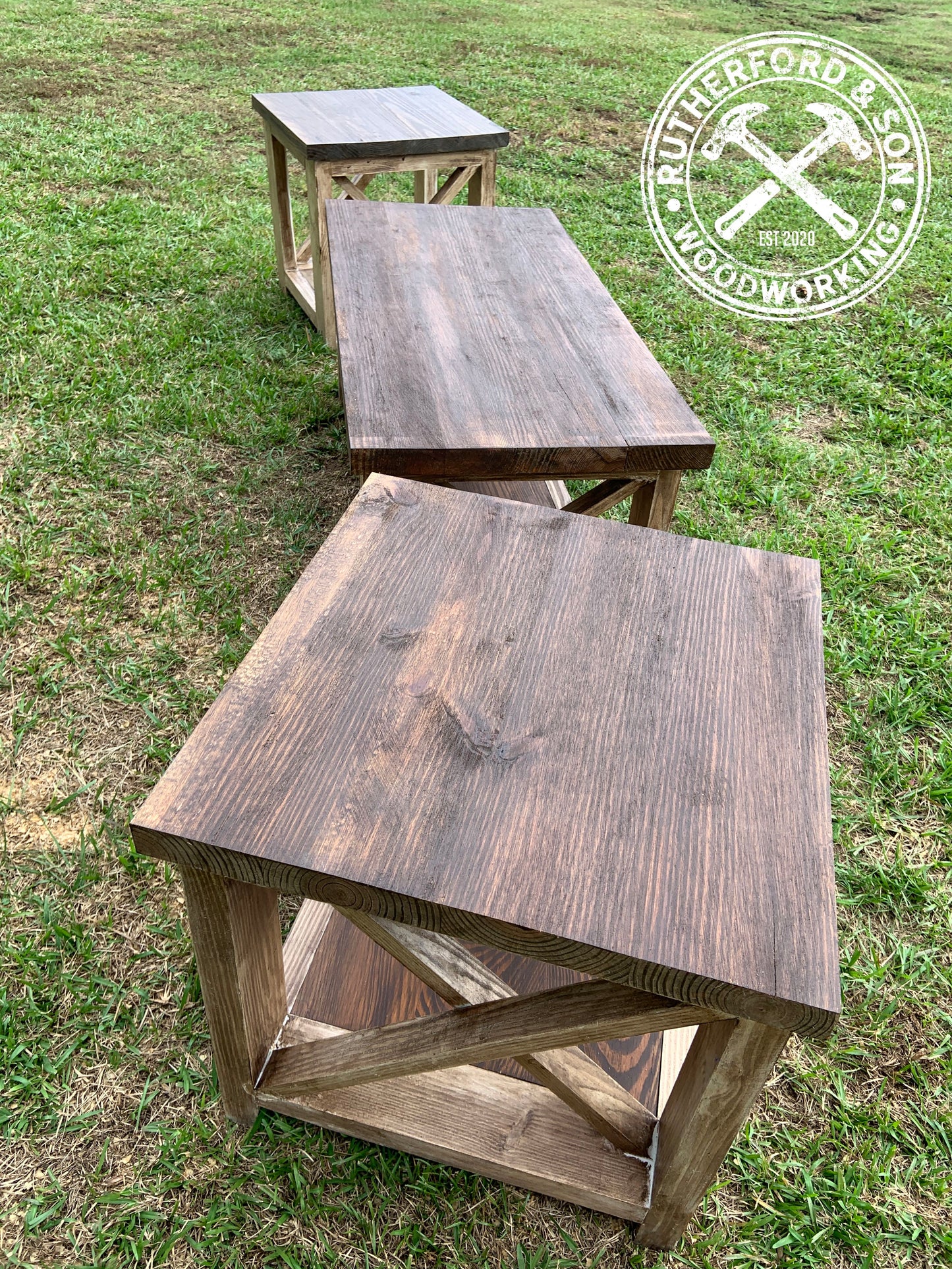 Small Town Farmhouse Coffee Table Set