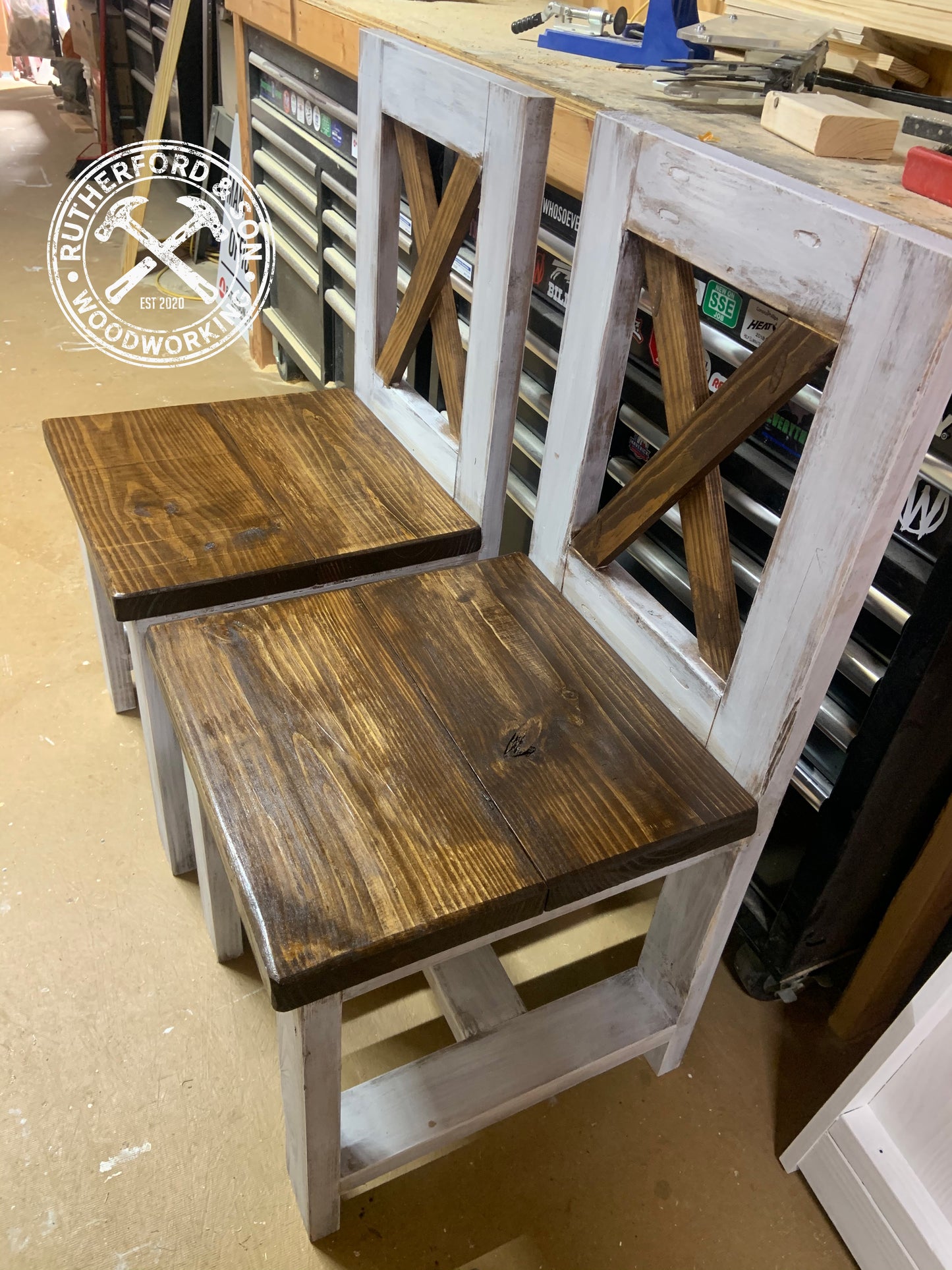 Straight X Base Farmhouse Chair